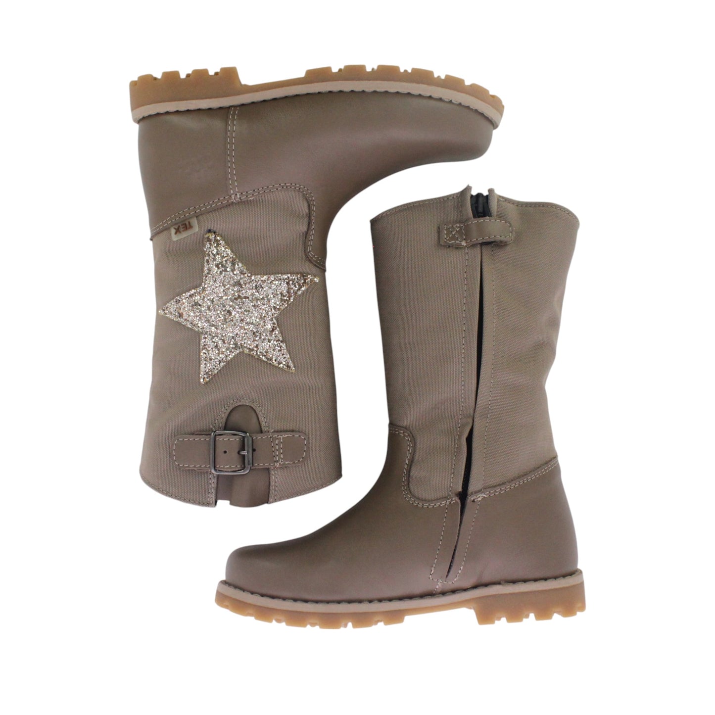 حذاء ذو لون رمادي داكن