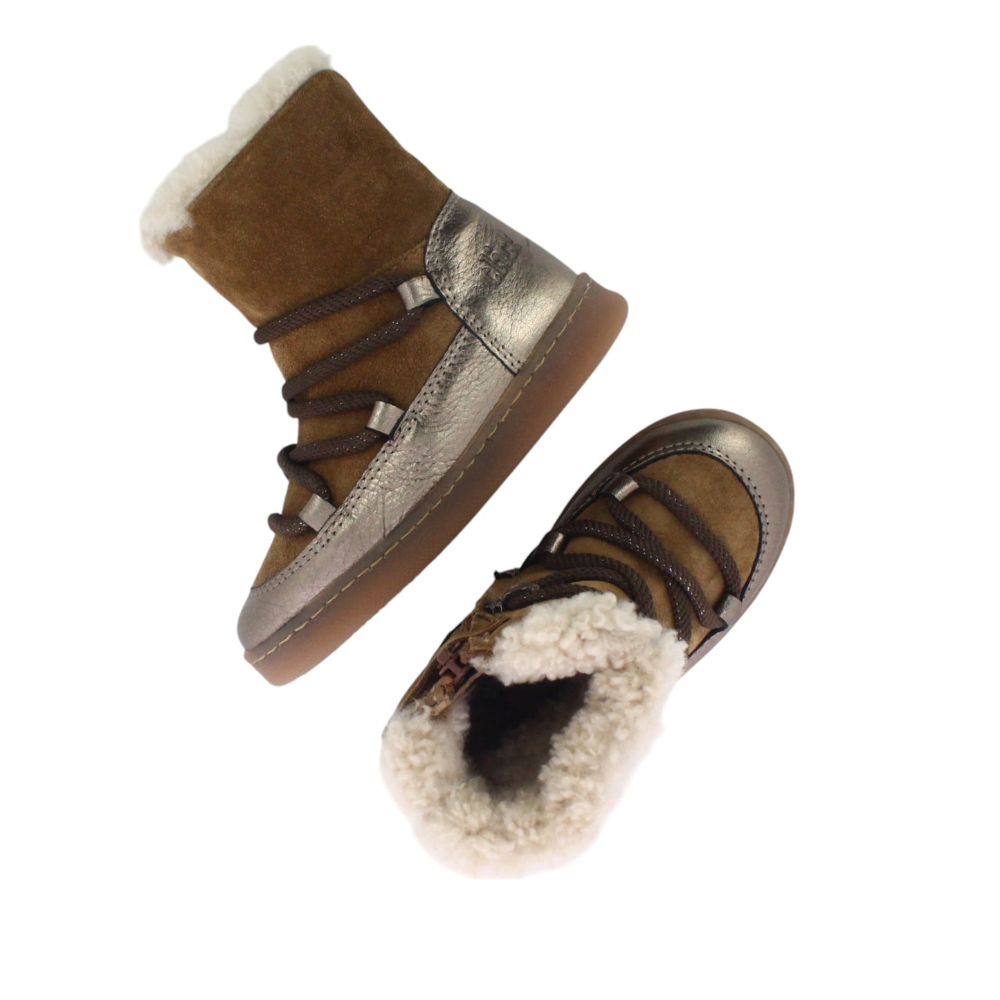 حذاء ستونبيرا باللون الأبيض